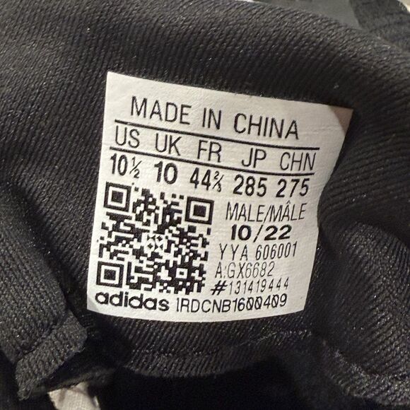 Adidas Distancestar Size 10.5 Mens GX6682  Track Spikes White Black Running - Picture 3 of 9